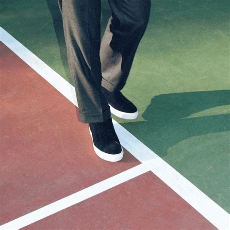 The best smart-casual sneakers for men in 2025 | OPUMO Magazine