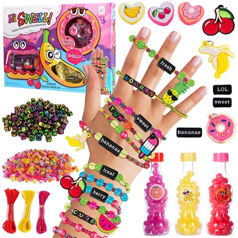 How do modern men master smart casual for business and social events?