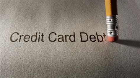 How should men prioritize financial goals: debt, emergency fund, or investments?
