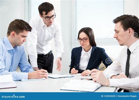 How to discuss finances with your partner to build trust and shared goals?