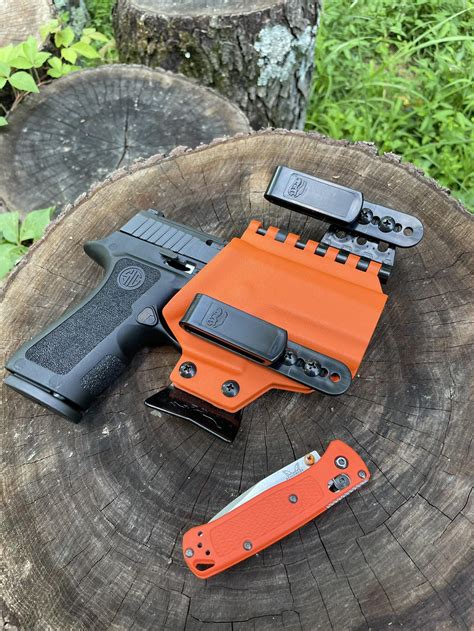 EDC SETUP : r/everydaycarry