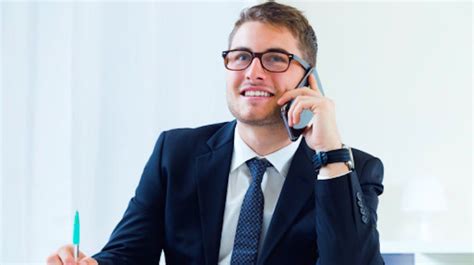 10-Minute HIIT Workout Plan Perfect For Busy Men