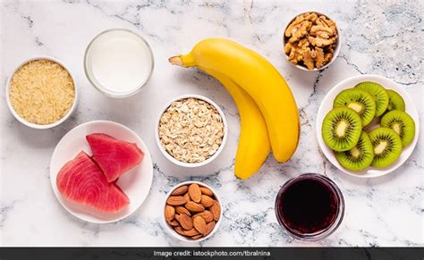 6 Best Foods To Eat Before Bed To Ensure A Good Night's Sleep