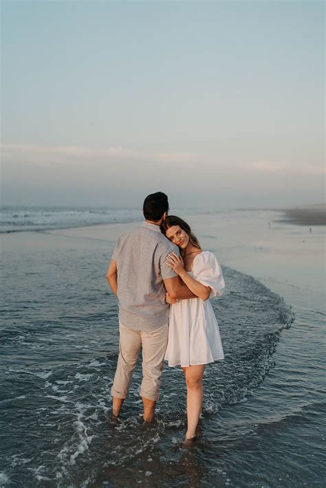 47 Engagement photo shoot beach ideas | engagement photo shoot beach ...