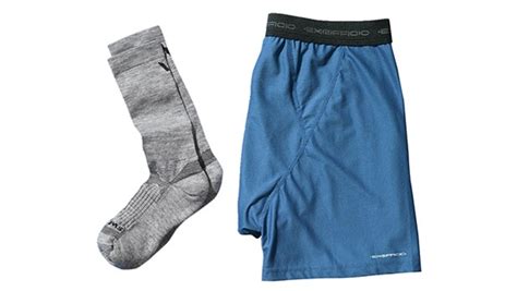 How to Layer Clothing for Fall Hiking - Men's Journal