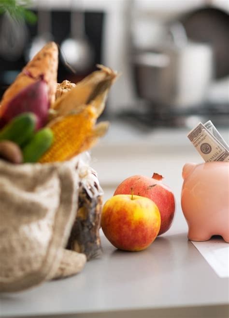 Healthy Eating on a Budget (wholefoods) | Well Nourished