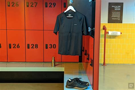 Elevate gym wear to smart casual errands?