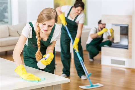 5 Reasons to Deep Clean Your Home After Every Season