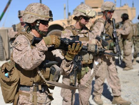 Combat afternoon energy slumps: What healthy snacks truly fuel men’s focus?