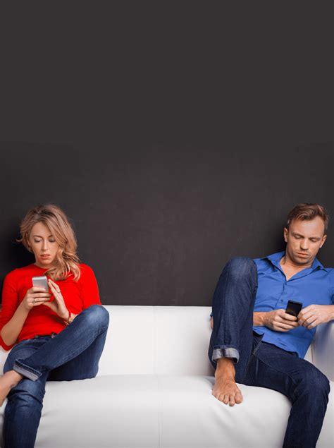 How to Recognise and Overcome Feeling Disconnected in Your Relationship ...