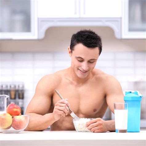 How can busy men effectively build muscle and lose fat without hours in the gym?