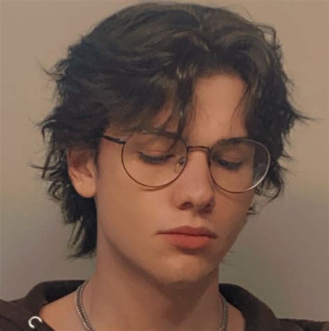 Men’s long hair | Long hair styles men, Hair inspiration short, Wavy ...