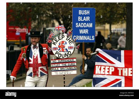 Budget pic Cut Out Stock Images &amp; Pictures - Alamy