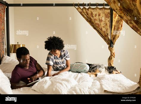 Couple dog enjoying life hi-res stock photography and images - Alamy