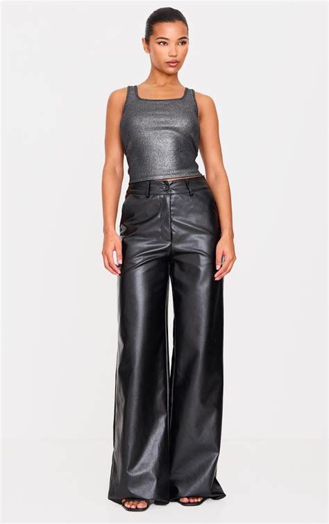 Top ergonomic office gear for men to prevent back pain & boost productivity?