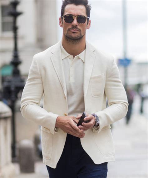 10 Best White Blazer Combinations and Outfits for Men