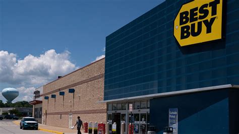 Best smart casual blazer: office ready, yet perfect for weekend style?