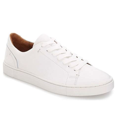 7 Stylish Outfits With White Leather Sneakers | Who What Wear