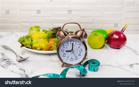 Intermittent Fasting Clocks: Over 1,837 Royalty-Free Licensable Stock ...