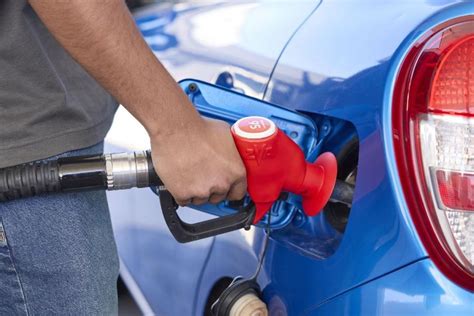 How to find the cheapest fuel in Melbourne and Victoria | RACV
