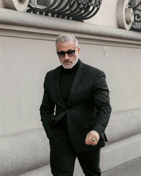 32 Best Men’s Clothing Styles For Men Over 50