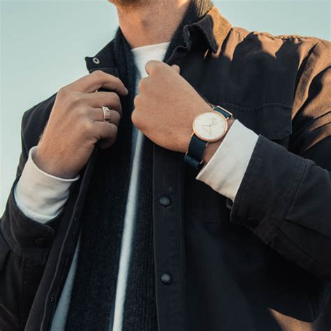 Essential Items Every Guy Should Have When Going Out | Dude Shopping