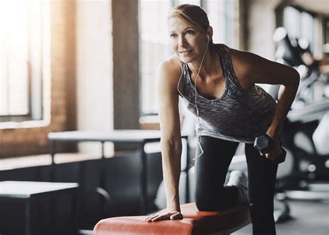 What fitness gear prevents chafing & manages sweat effectively?