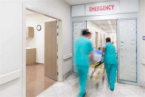 Emergency and Critical Care Services // Circle Health