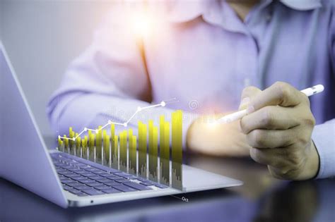 Wealth Stock Investment Concept. Graph Shows Growing Power of Compound ...