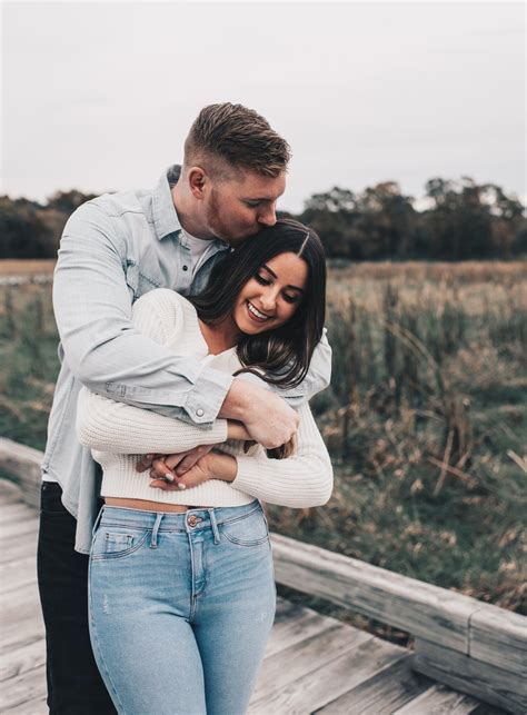 Fall forest engagement session chicago il sean amanda – Artofit