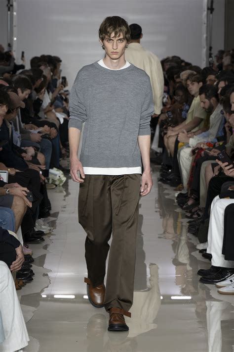 Neil Barrett Spring 2025 Men’s Ready-to-Wear Runway, Fashion Show ...