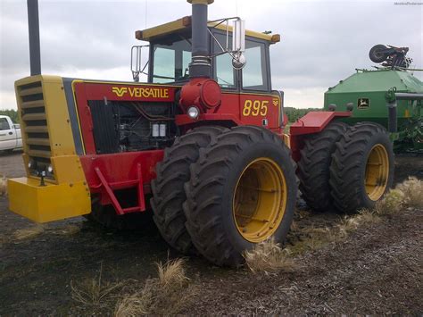 Technical Specifications and Data for Versatile 895 Tractor