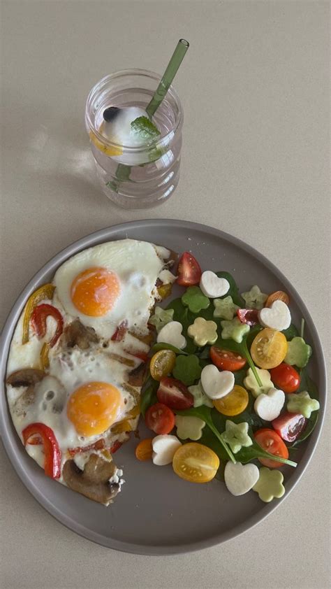 Healthy Breakfast Plate