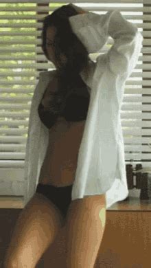 Megan Fox Sexy Butt GIFs | Tenor
