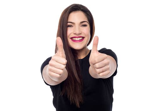 How To Be A Person Who Is Liked By Everyone - Boldsky.com