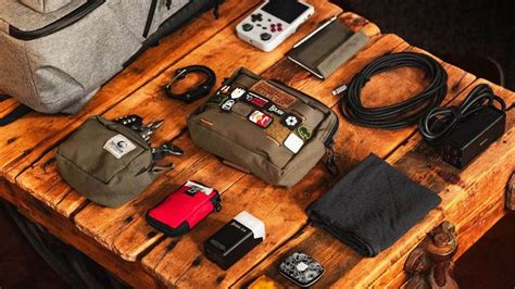 10 EDC Backpack ESSENTIALS Everyone MUST Have in 2024 | Backpack essentials, Edc backpack, Edc gift