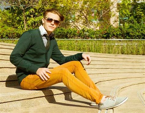 How To Layer Clothes For Men | A Comprehensive Guide To Layering Men's ...