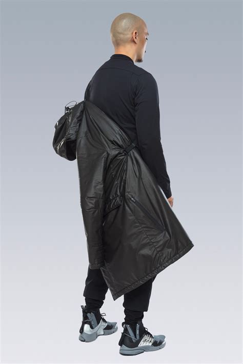 Techwear: Your Complete Guide To This Futuristic Way Of Dressing
