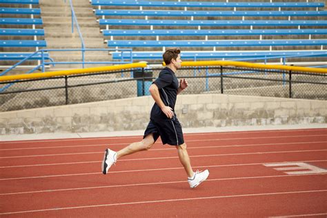 5 Key Speed Workouts Every New Runner Should Do - Runner's World ...