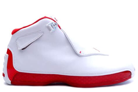 Beyond simple black or brown, what’s an underrated shoe color that can elevate many men’s outfits?