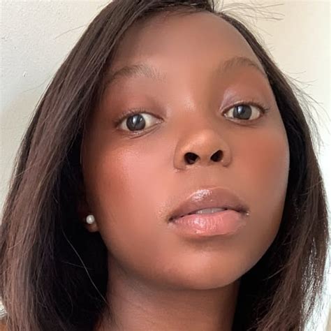 What’s the optimal business casual style for men transitioning from fitness to finance?