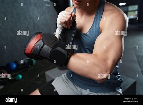 Professional male athlete preparing for gym workout Stock Photo - Alamy