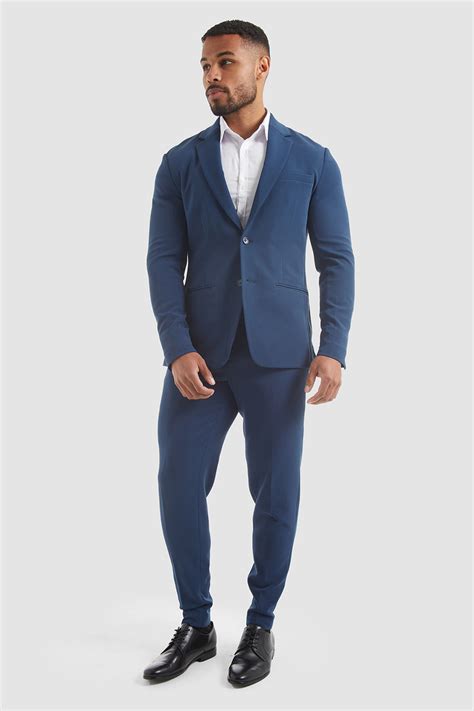 Athletic Fit Suits &amp; Tailoring - TAILORED ATHLETE - USA