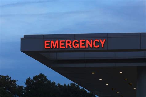 Fewer Doctors Are Choosing To Go Into Emergency Medicine ...