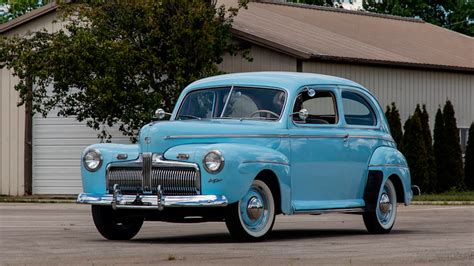 1942 Ford Super Deluxe Sedan - CLASSIC.COM