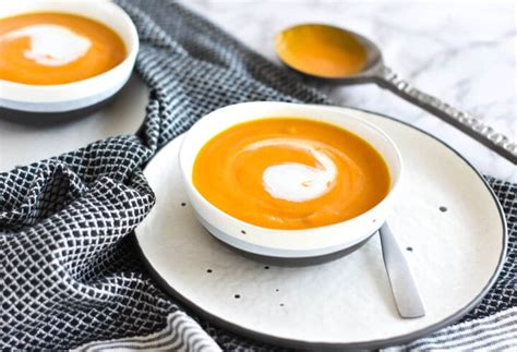 Instant Pot Carrot Ginger Soup {Whole30, Vegan} — Foodborne Wellness