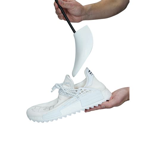 How can men align financial goals with partners to strengthen relationship foundations?