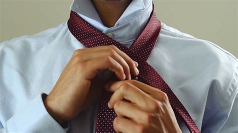 How to tie a tie - sharingideas.me