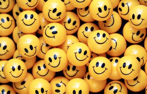 How to Be Happy: 63 Scientifically Proven Ways to Be Happier