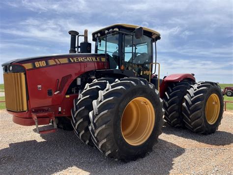Which versatile backpack suits daily commute, gym, and weekend travel securely?